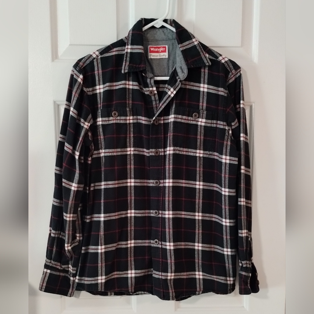 Wrangler Black, Red And White Flannel Plaid Button-Down Shirt